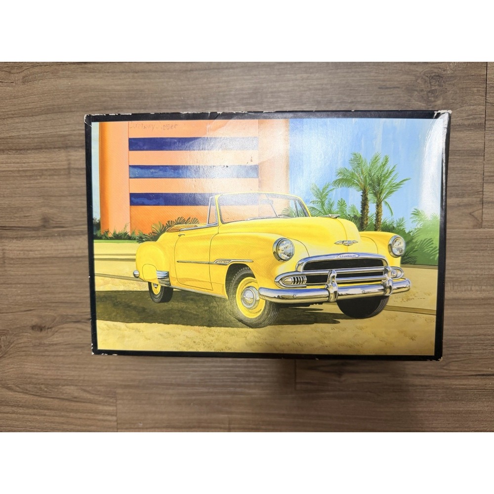 AMT 1/25 1951 Chevy Conv. Sun Cruiser Plastic Model Kit AMT1041 Started